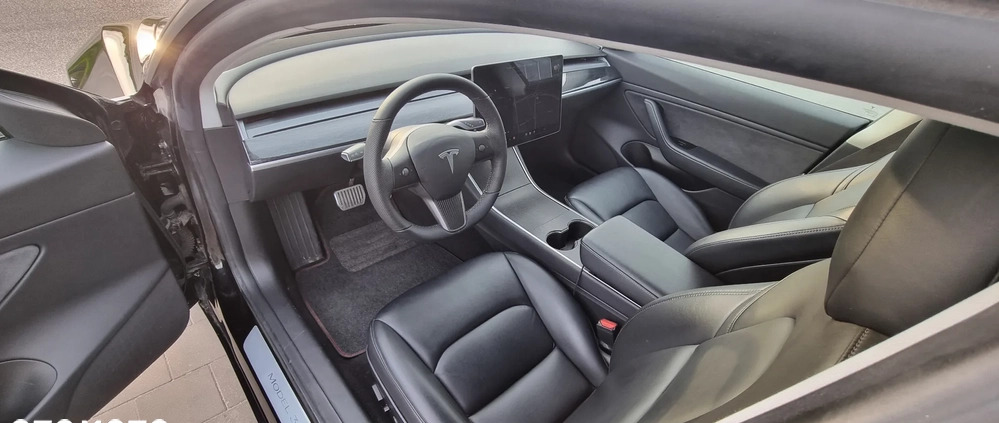 Tesla Model 3 cena 90000 przebieg: 83400, rok produkcji 2019 z Łódź małe 667